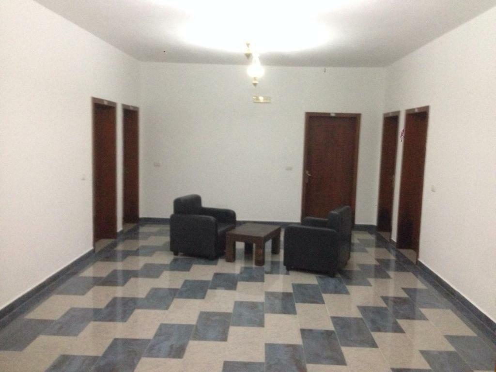 Hotel Moris Kryemëdhej Buitenkant foto
